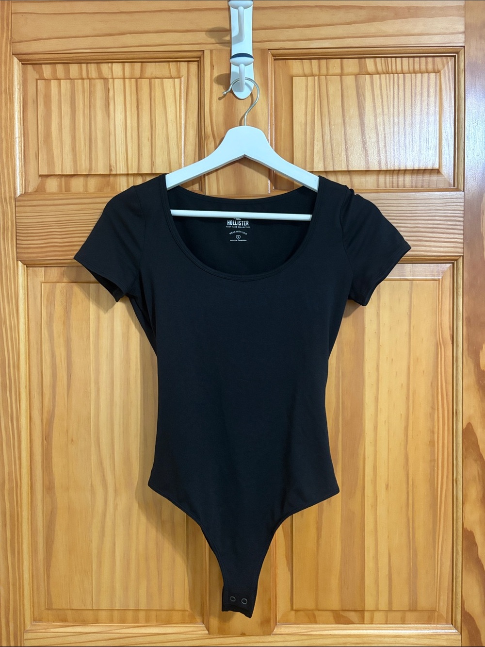 Hollister Size Small Black Bodysuit